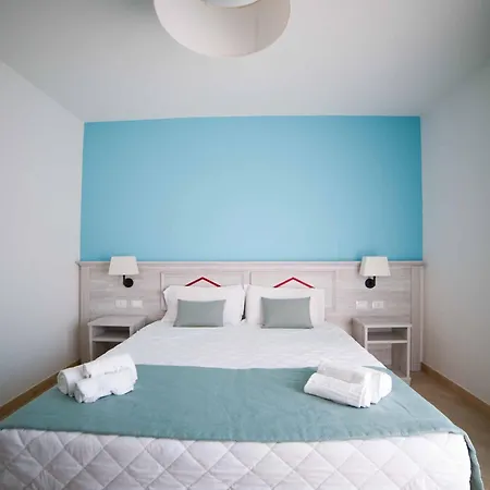 酒店 Red Sun 罗萨岛