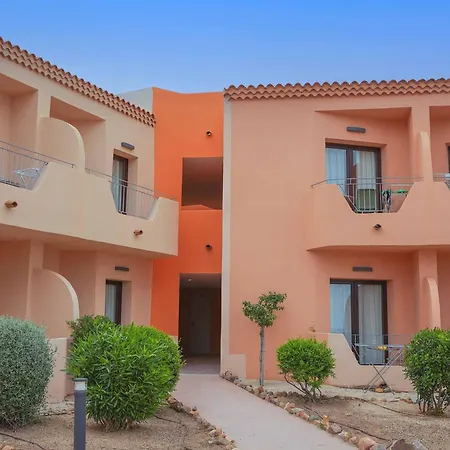 酒店 Red Sun 罗萨岛