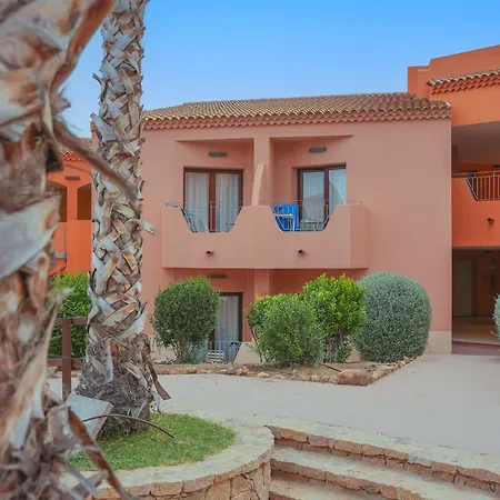 Red Sun فندق ايزولا روسا